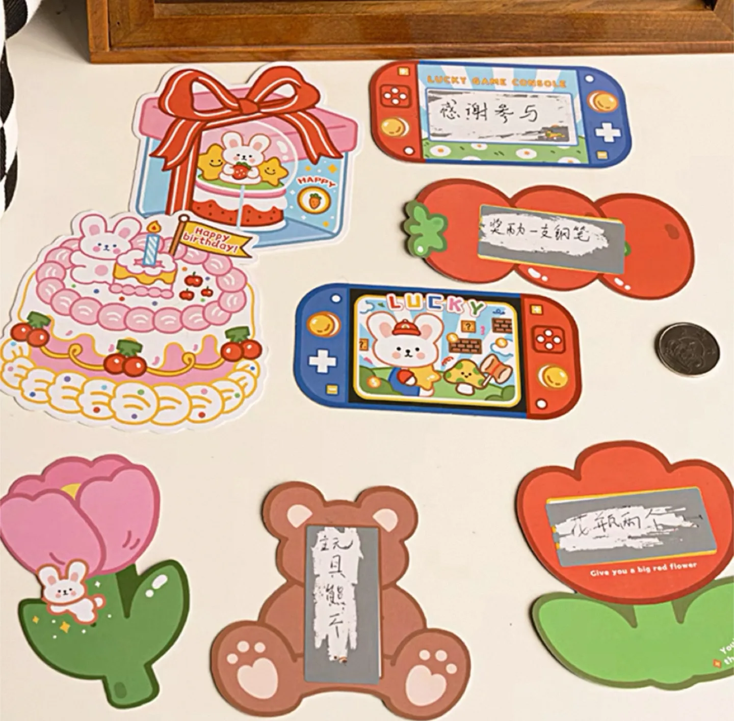 Cute Scratch Off Card Stickers for kids 200 Pieces 20 Styles image indicator(2)