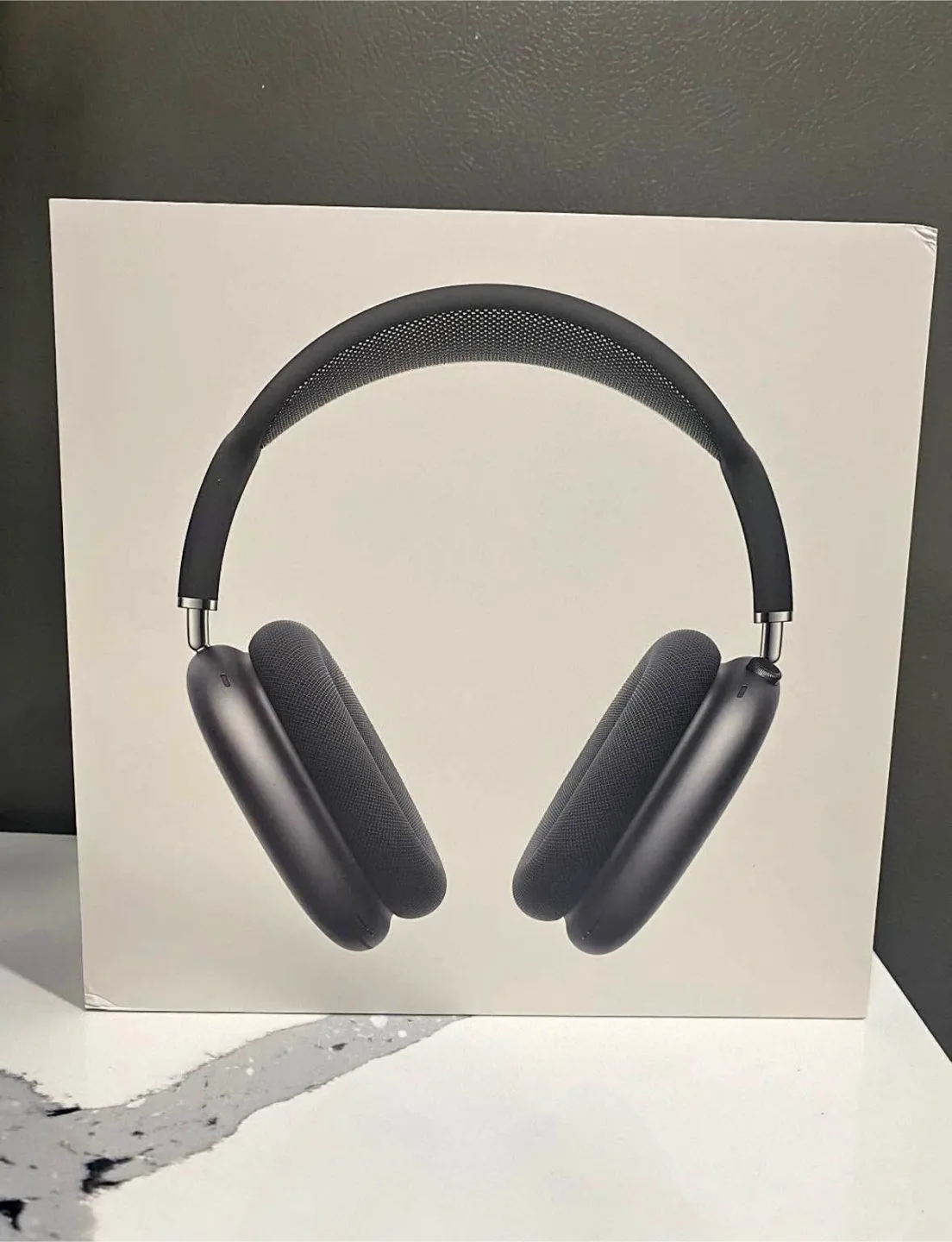 New Apple Airpods Max - Space Gray thumbnail