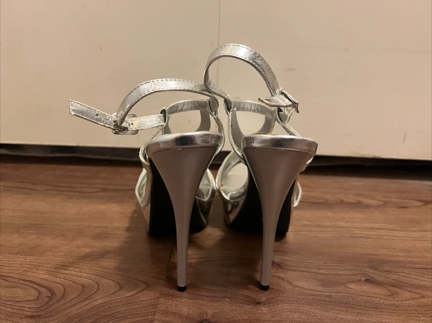 Charlotte Russe Silver Heels image indicator(3)