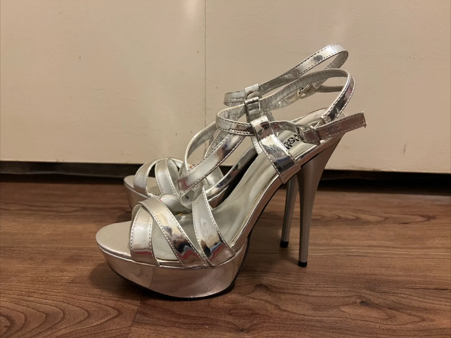 Charlotte Russe Silver Heels image indicator(4)