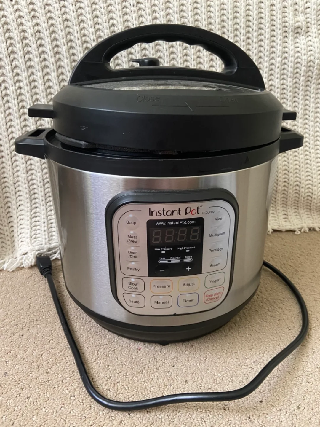 Instant Pot Duo 7-in-1 Electric Pressure Cooker thumbnail