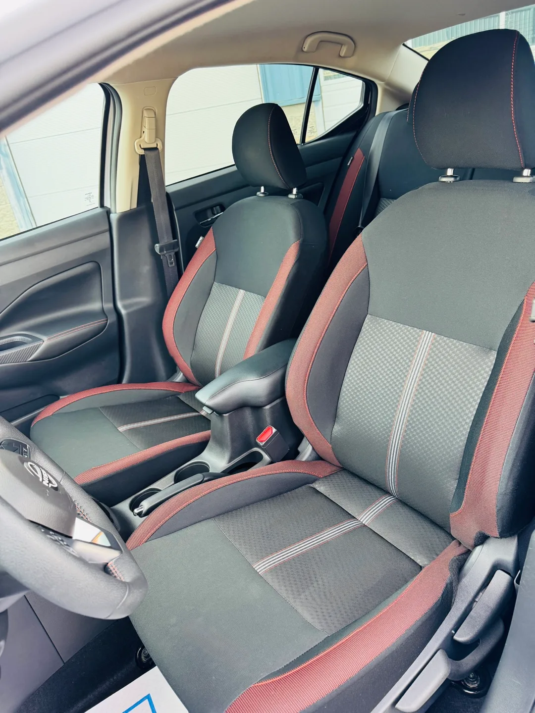 2024 Nissan Versa SR image indicator(7)