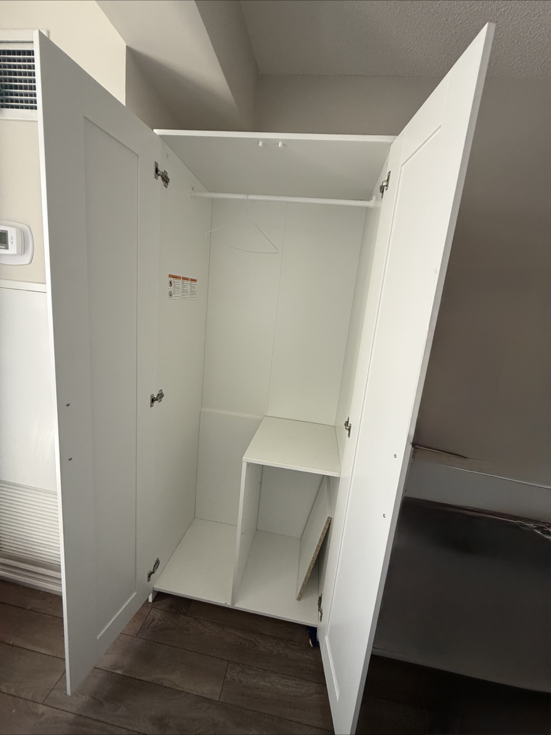 IKEA Brimnes 2-door Wardrobe - White - photo 3