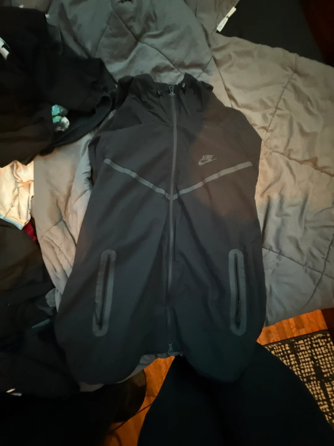 Nike Windrunner Jacket - Black, Size L thumbnail