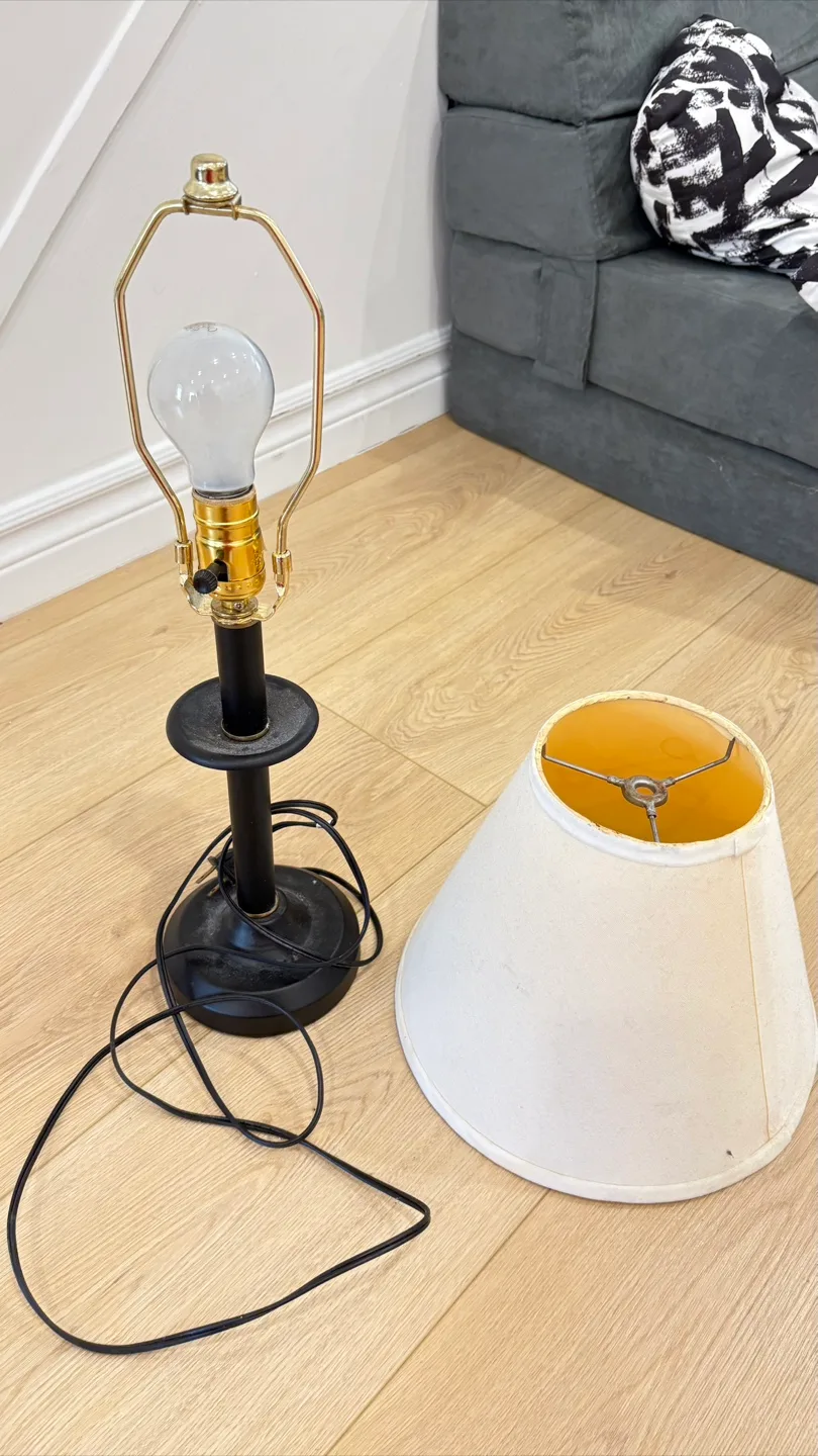 Table Lamp with White Shade image indicator(2)