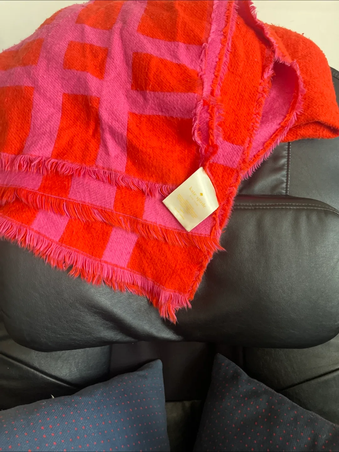 Kate Spade Throw Blanket - Red & Pink image indicator(2)