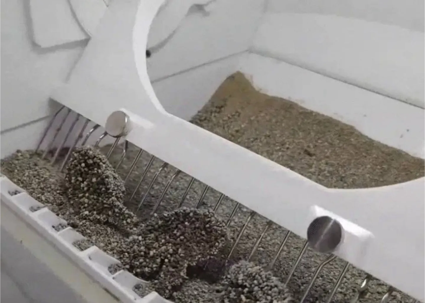 ‼️MUST-GO MOVING SALE‼️ LaLa Home real scooper smart cat litter image indicator(3)