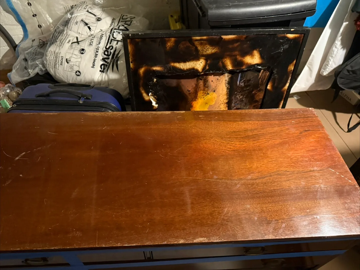 Antique Wooden Dresser - Brown image indicator(4)