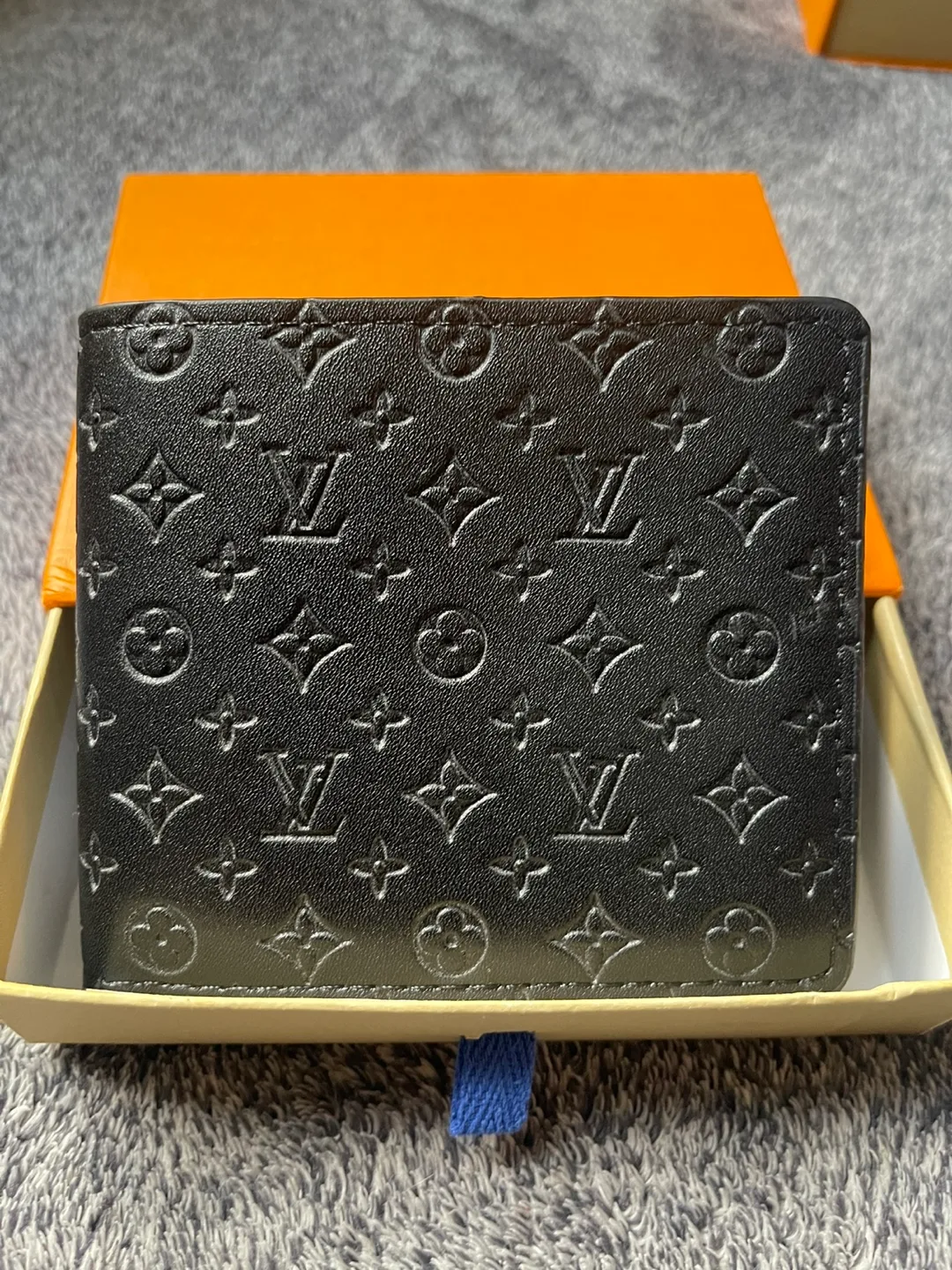 Louis Vuitton Black Leather Wallet thumbnail