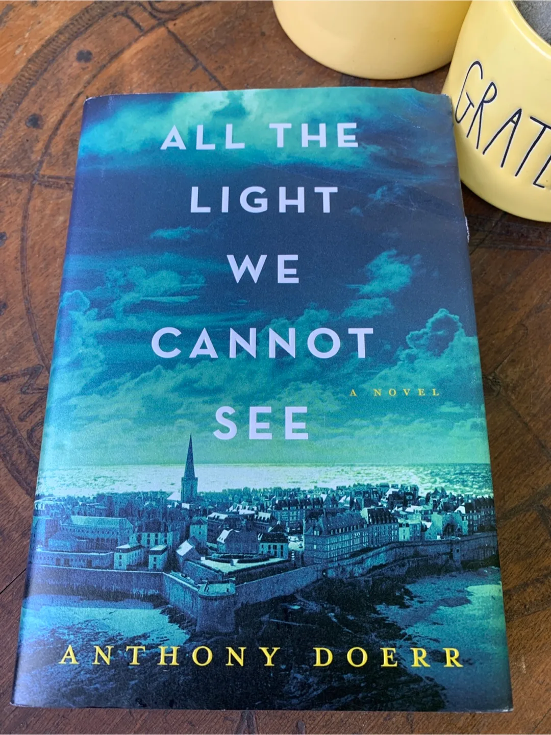 A Pair of Pre-read Good Reads image indicator(5)