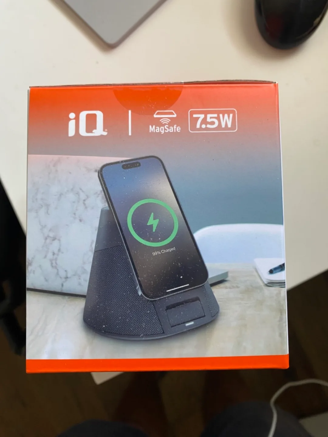 New iQ Wave Home Speaker with MagSafe Wireless Charger image indicator(3)