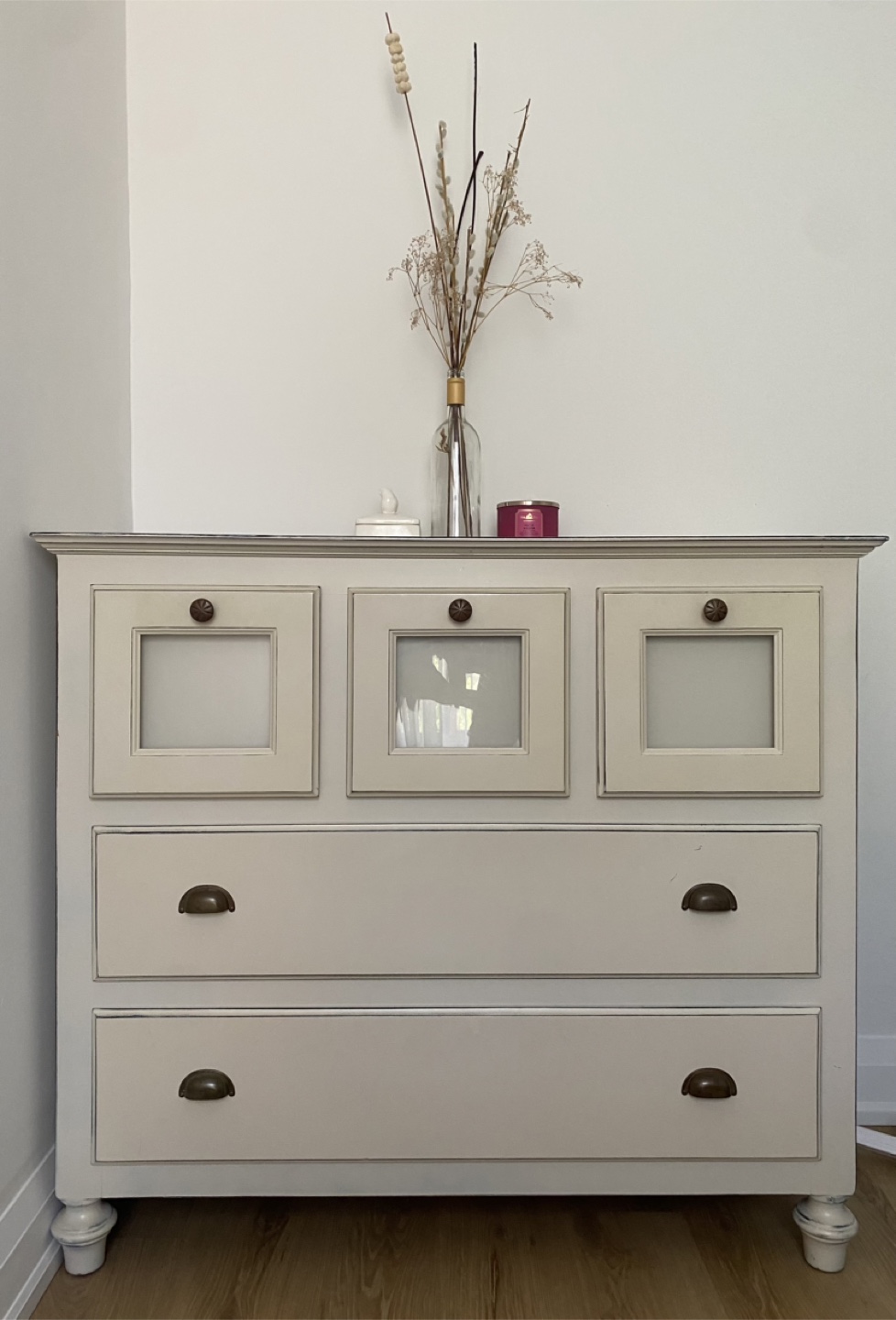 Off-White Dresser with Drawers