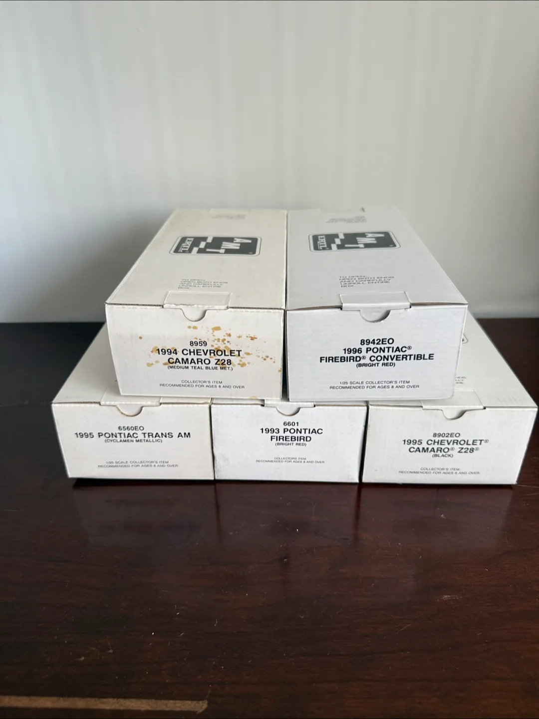 Set 5 car Ertl Collectibles 1/18 Scale Diecast Cars thumbnail