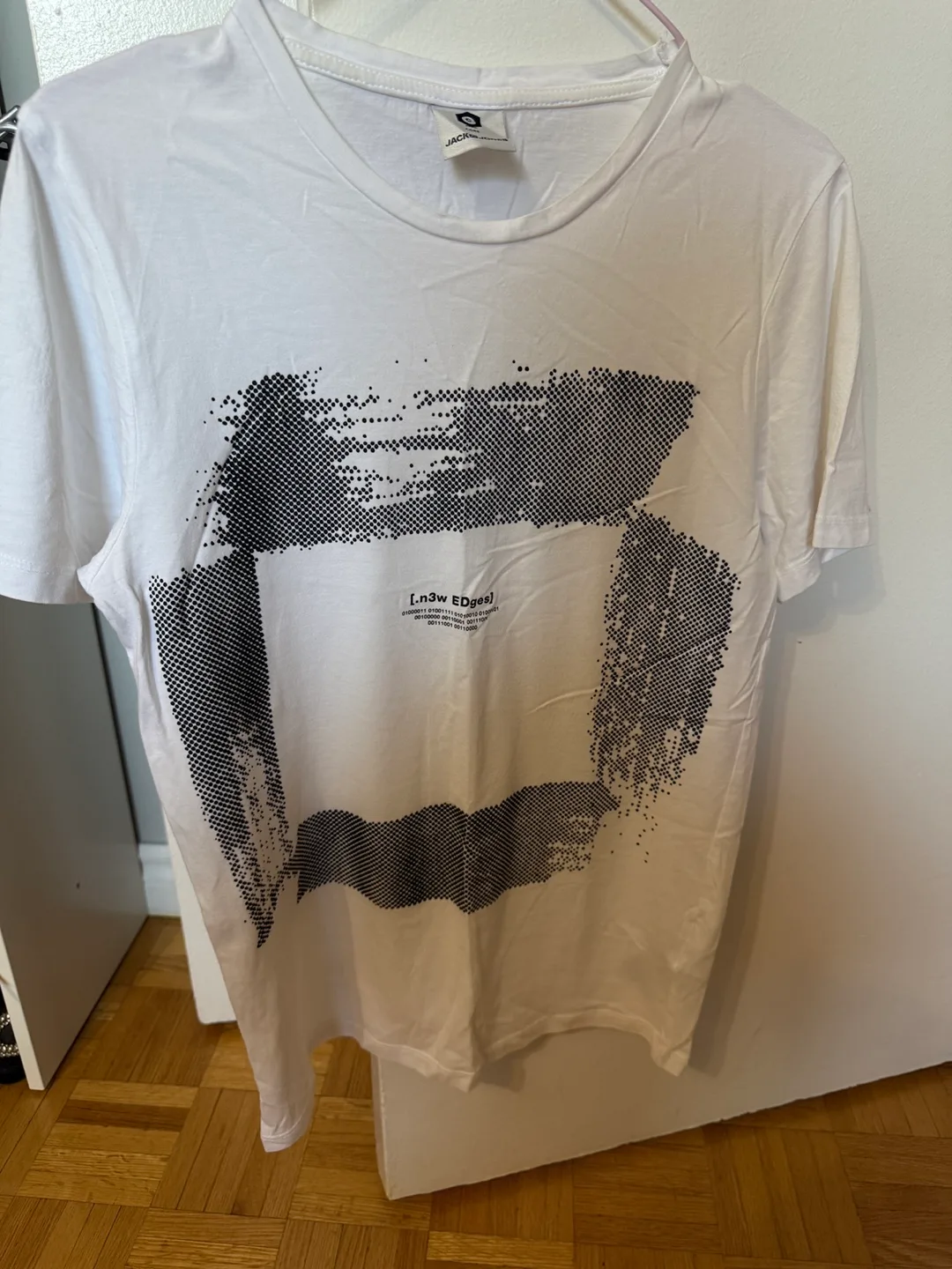 JACK&JONES White Graphic Print T-Shirt thumbnail