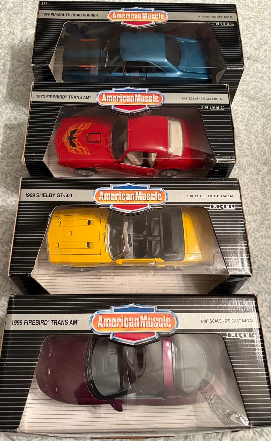 Set 4 car. American Muscle 1/18 Scale Die Cast Cars. NO OPEN BOX thumbnail