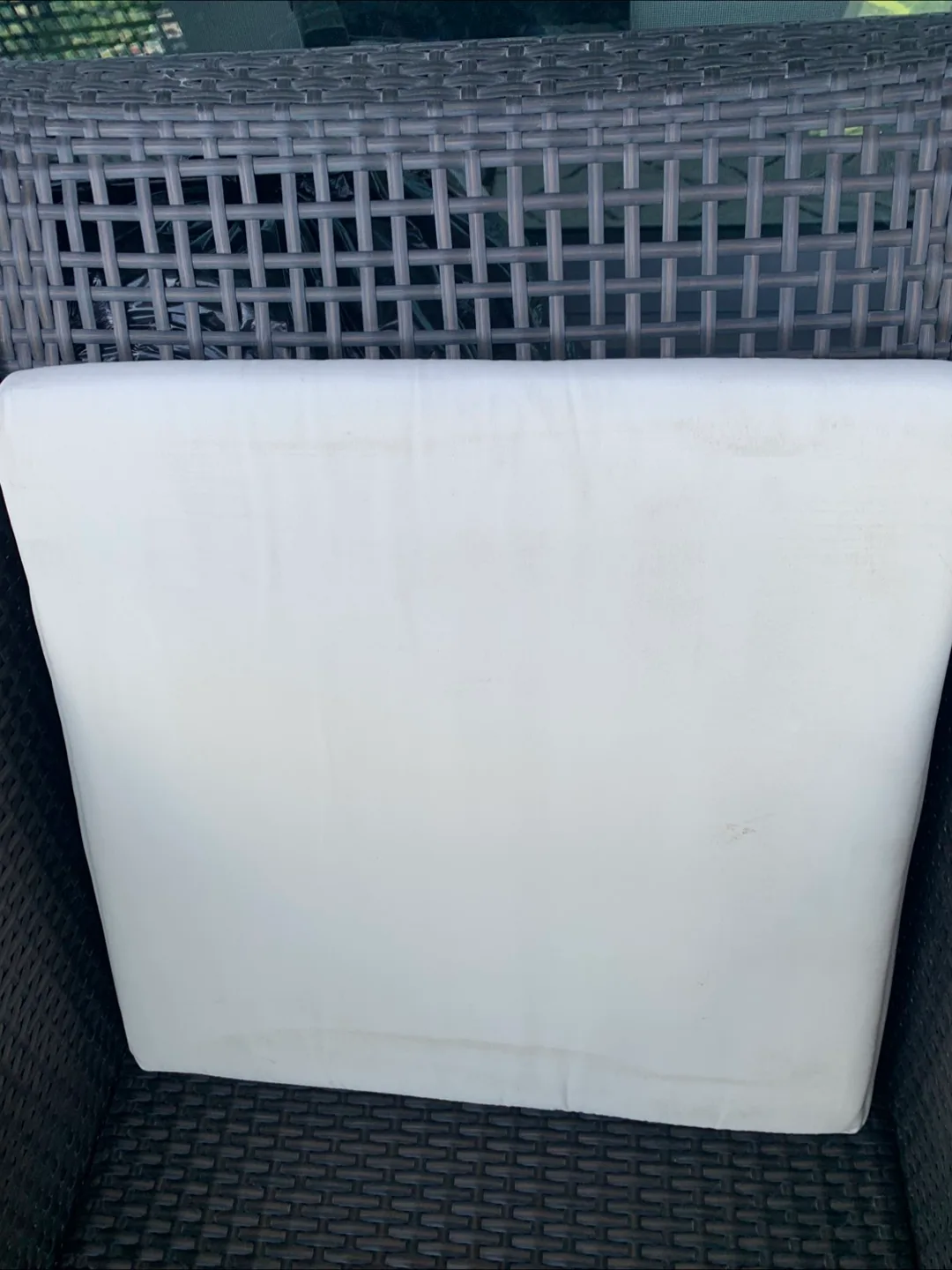 Patio Chair Cushions - White & Grey image indicator(4)