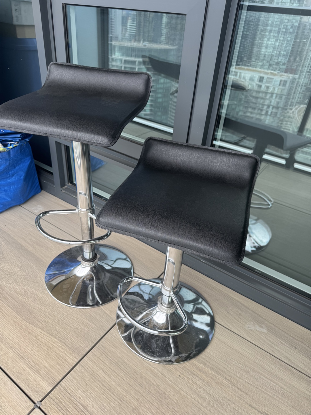 Set of 2 Black Bar Stools - photo 2