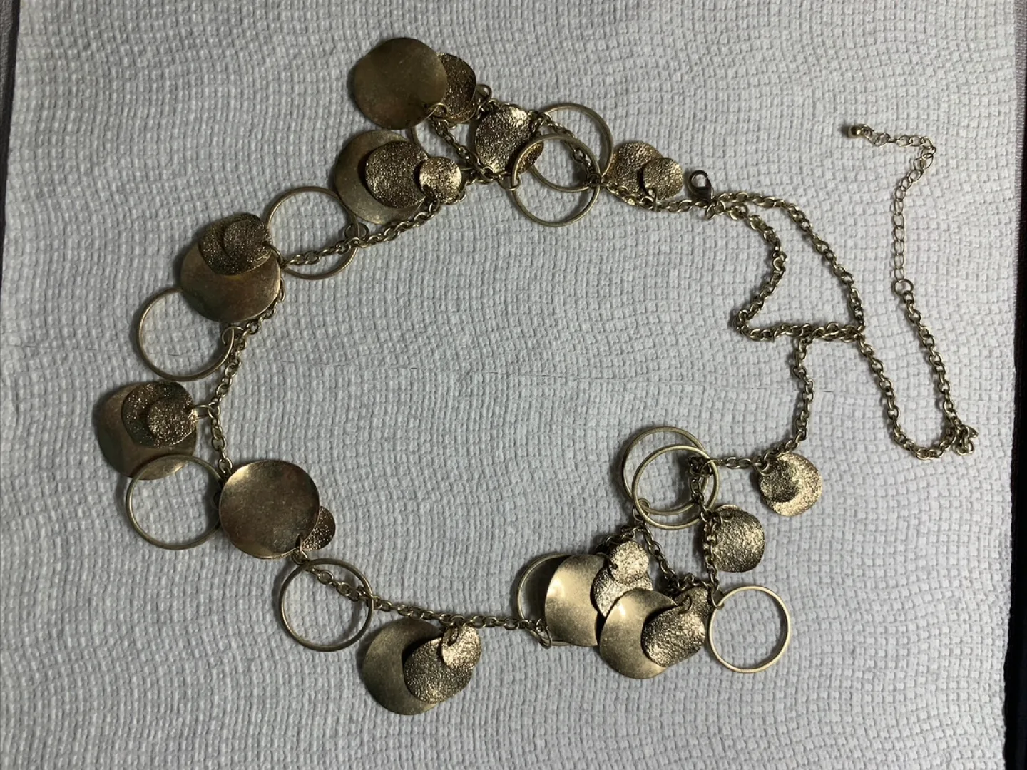Set 8 pieces. Assorted Beaded Necklaces & Bracelets thumbnail