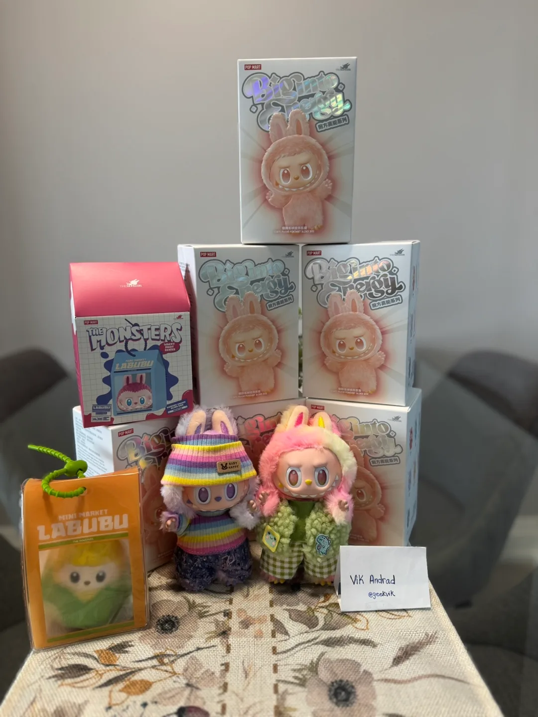 SEALED BNIB BOXES - LABUBU thumbnail