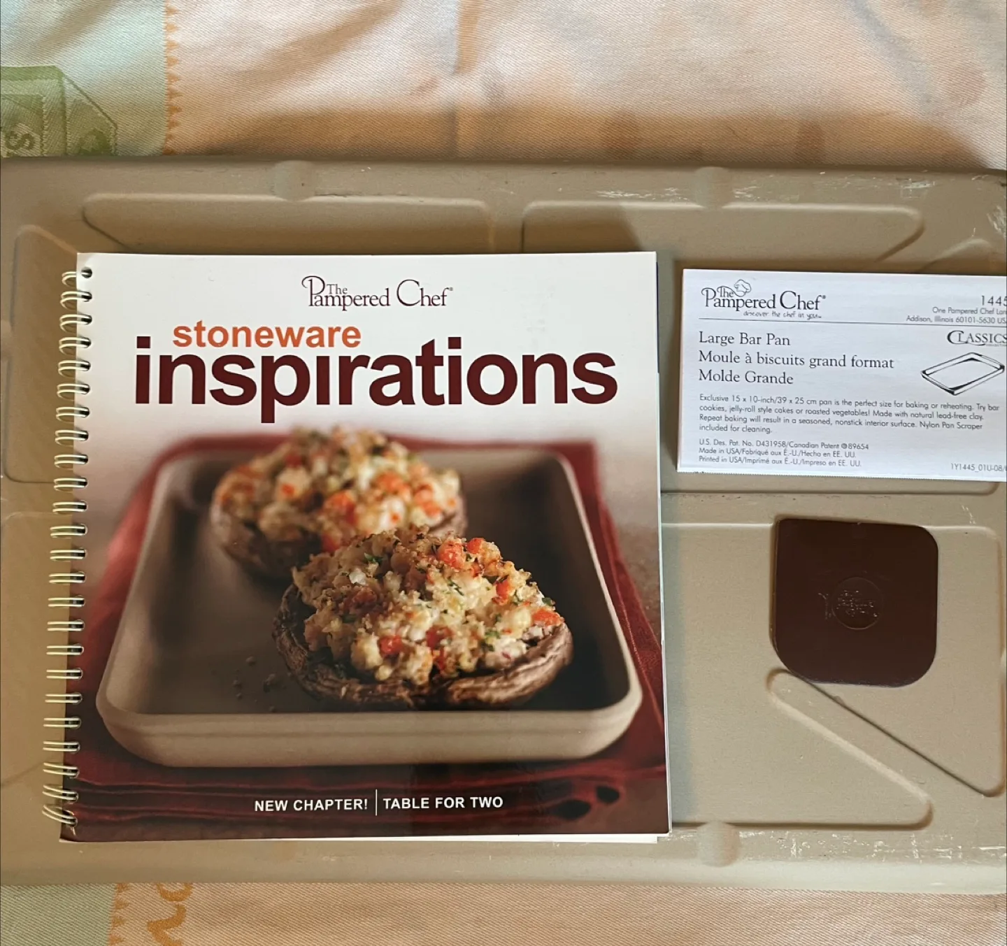 Pampered Chef Large Stoneware Bar Pan thumbnail