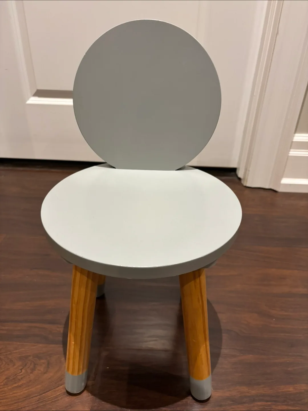 Kids Grey & Wood Accent Chair thumbnail