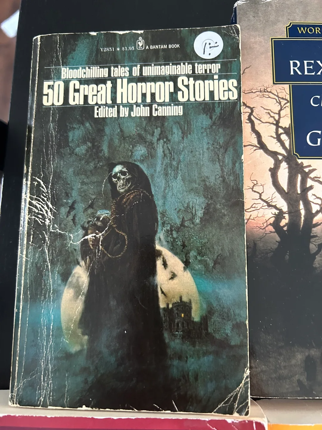 Books by Kristin Hannah, Elin Hilderbrand, Steven King  etc…. image indicator(8)