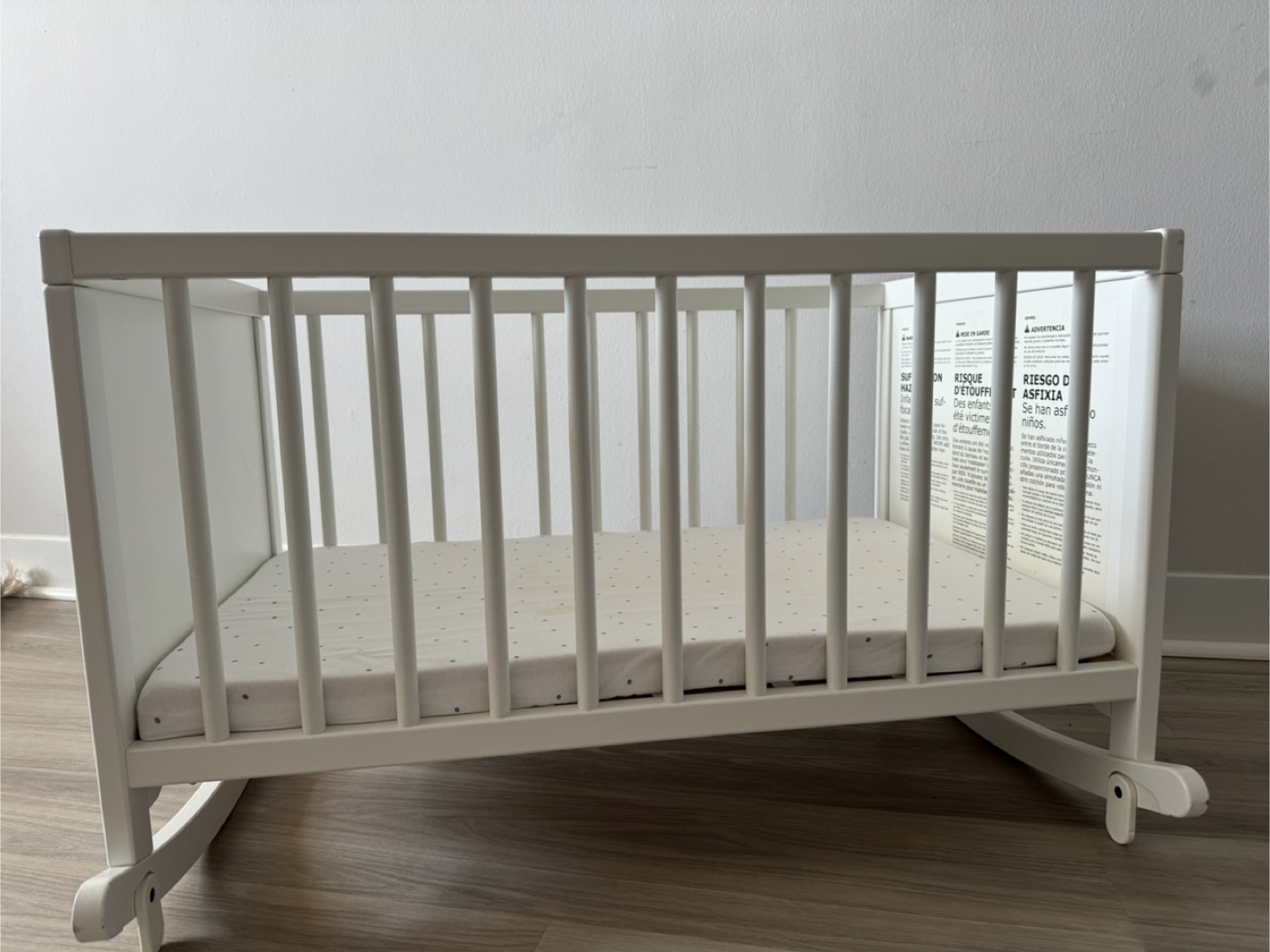 White Baby Crib - photo 3