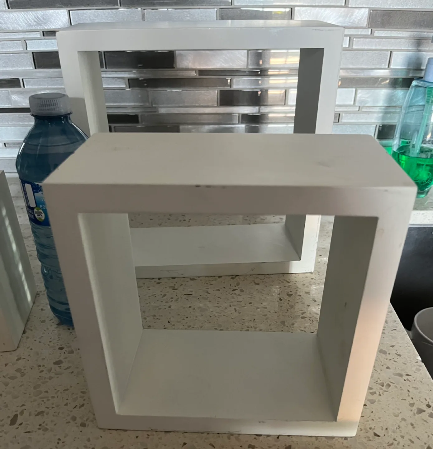 White Cube Shelves - Set of 3 image indicator(3)