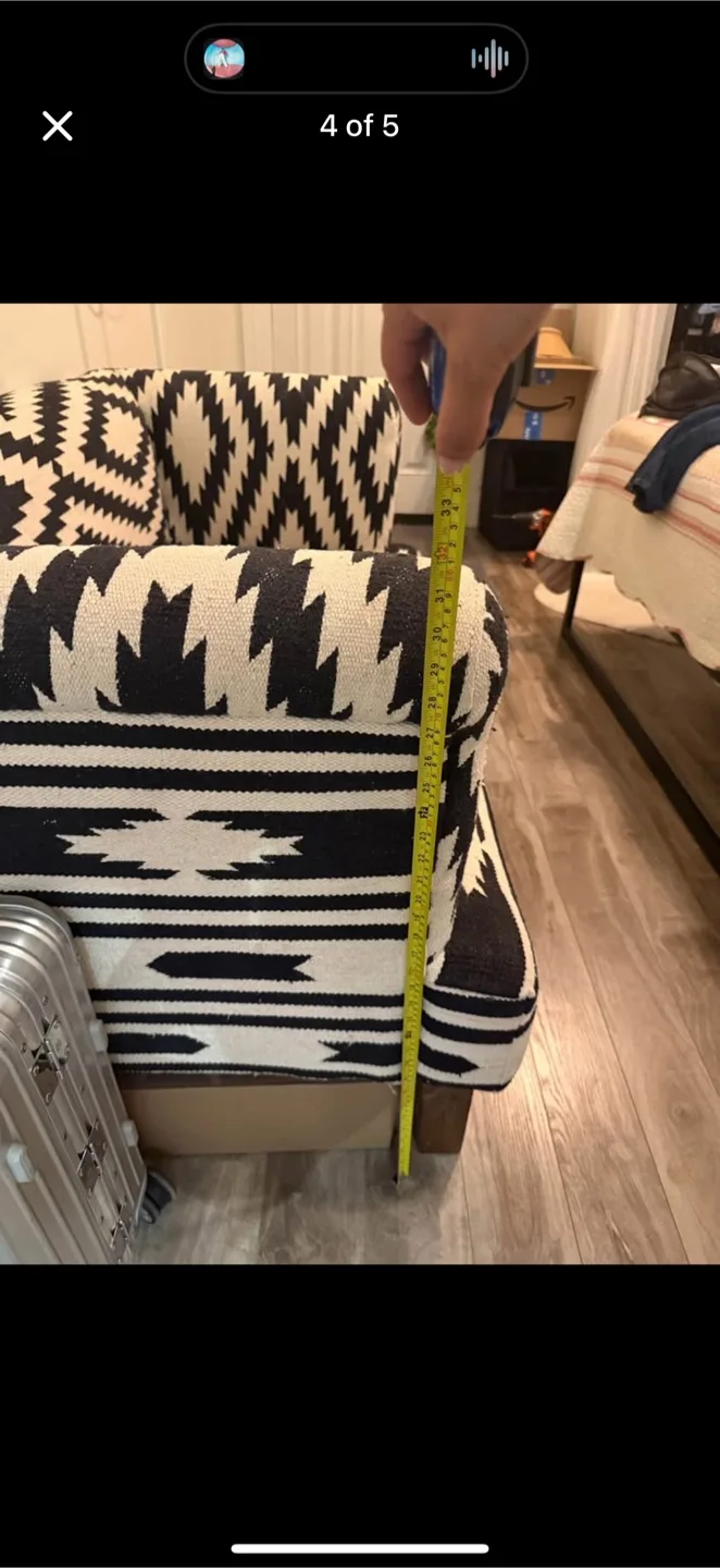 Aztec Patterned Loveseat Sofa image indicator(4)