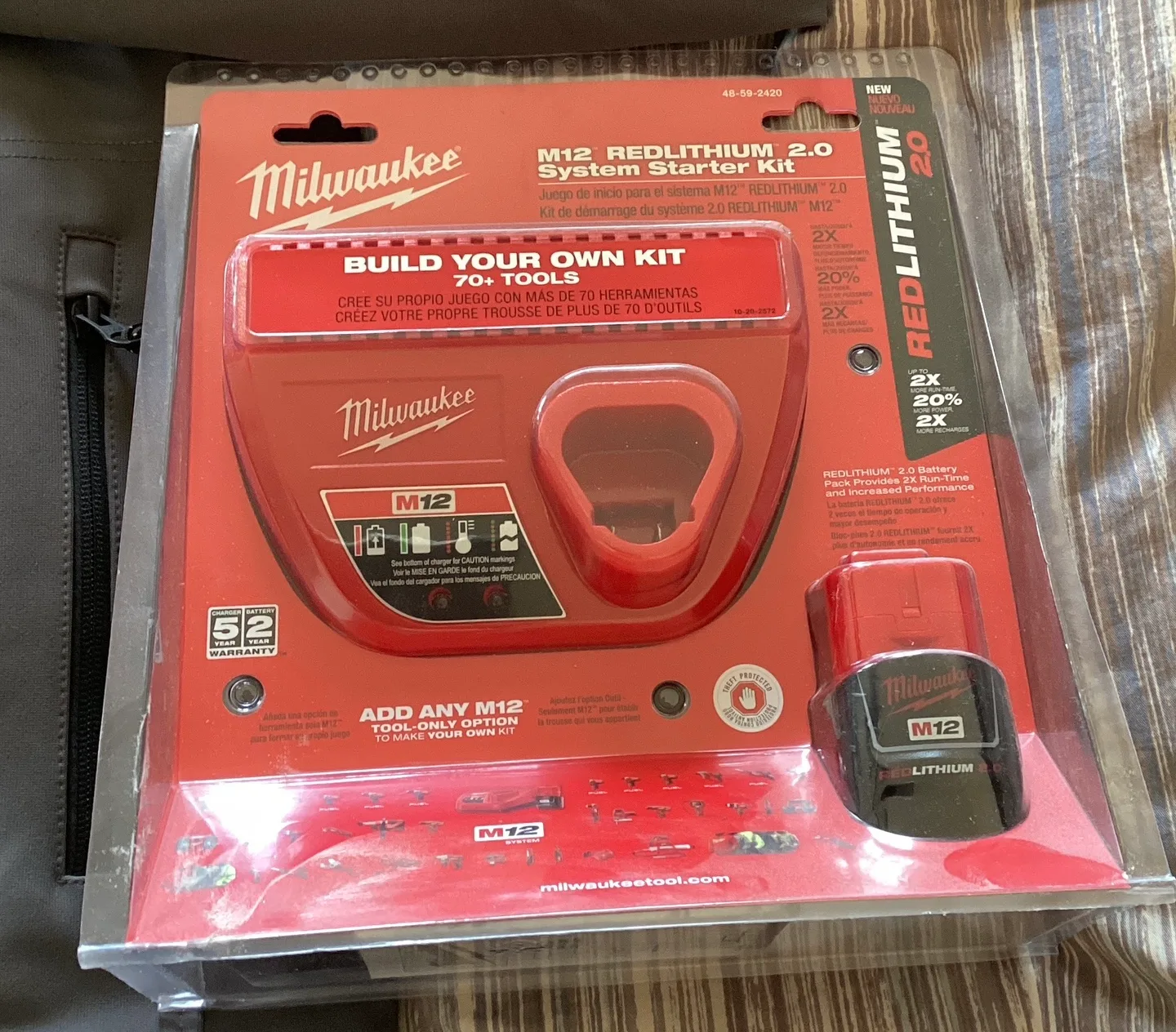 Milwaukee Heated Jacket XL + M12 Starter Kit image indicator(4)