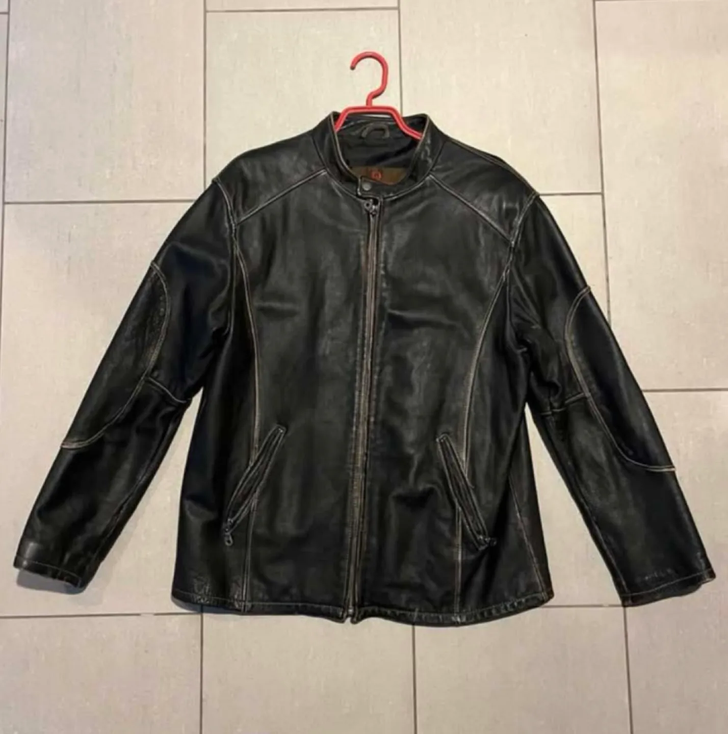Danier Leather Jacket - Size L thumbnail