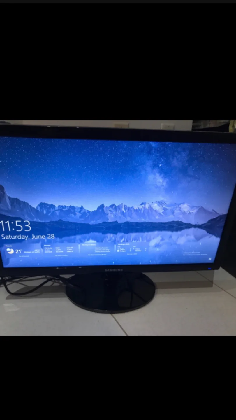 Samsung Monitor thumbnail