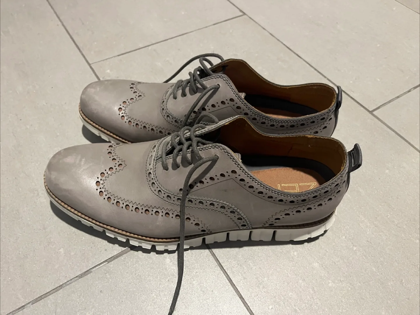 Cole Haan Gray Leather Wingtip Oxford Shoes - Size 10 image indicator(2)
