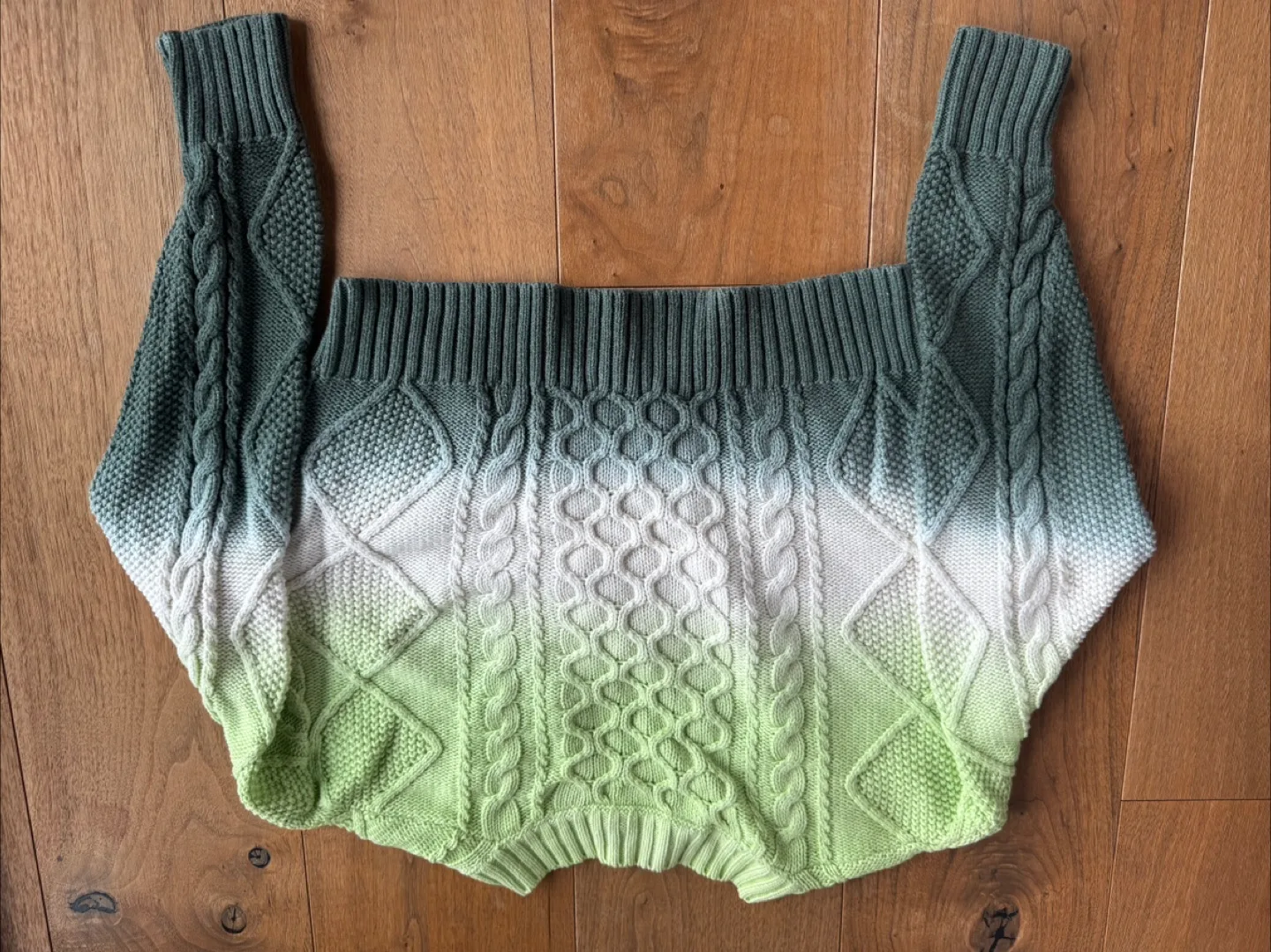 Wilfred free cropped sweater (xxs like new condition) image indicator(2)