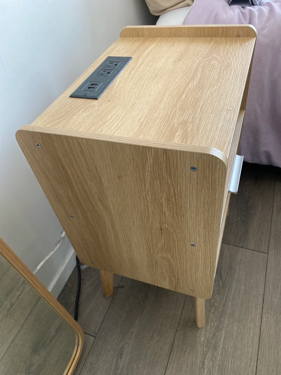 Nightstand with Wicker Drawer image indicator(3)