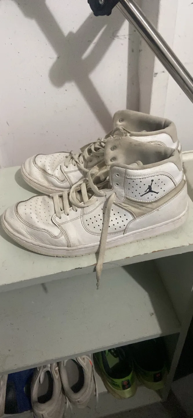 Jordan Jumpman Shoes image indicator(2)