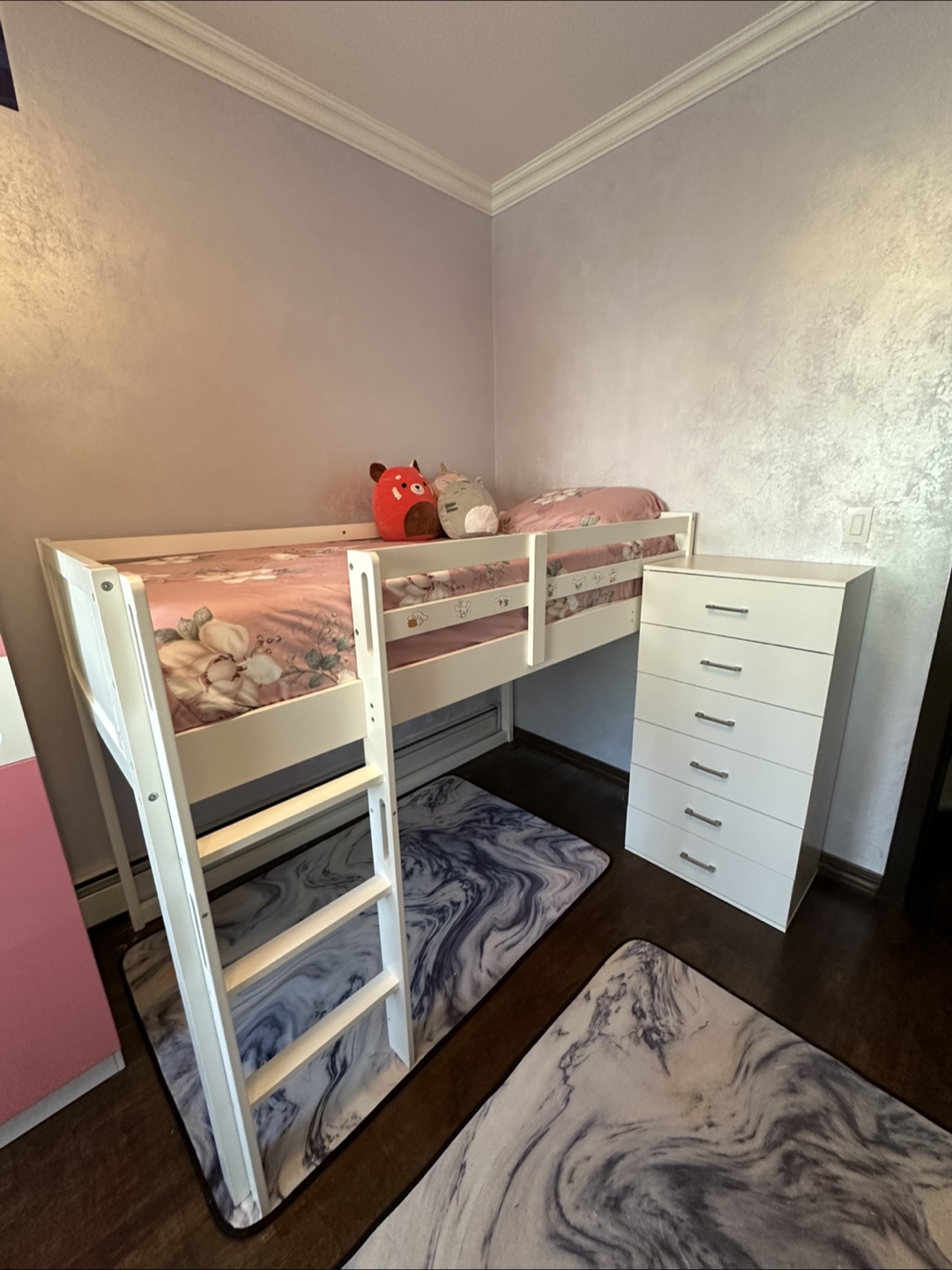 Delta Children Twin bed+ 2 Free rugs in the photo 5x7 and 3x5 - photo 5