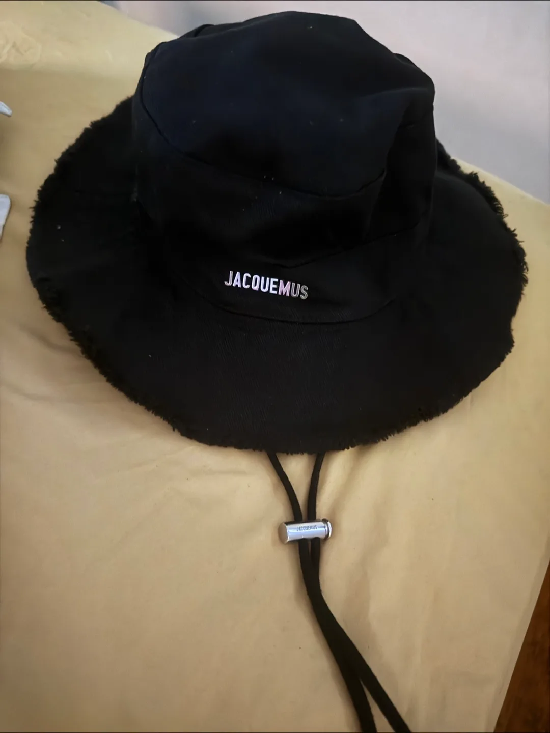 Jacquemus Le Bob Artichaut Bucket Hat - Black image indicator(4)