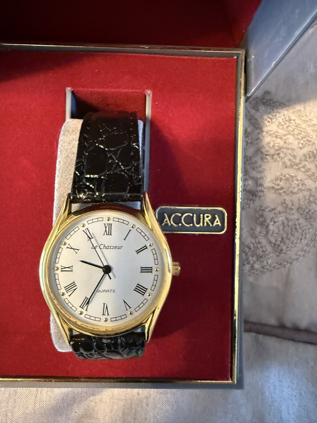 Accura Le Chasseur Quartz Watch with Leather Band - photo 2