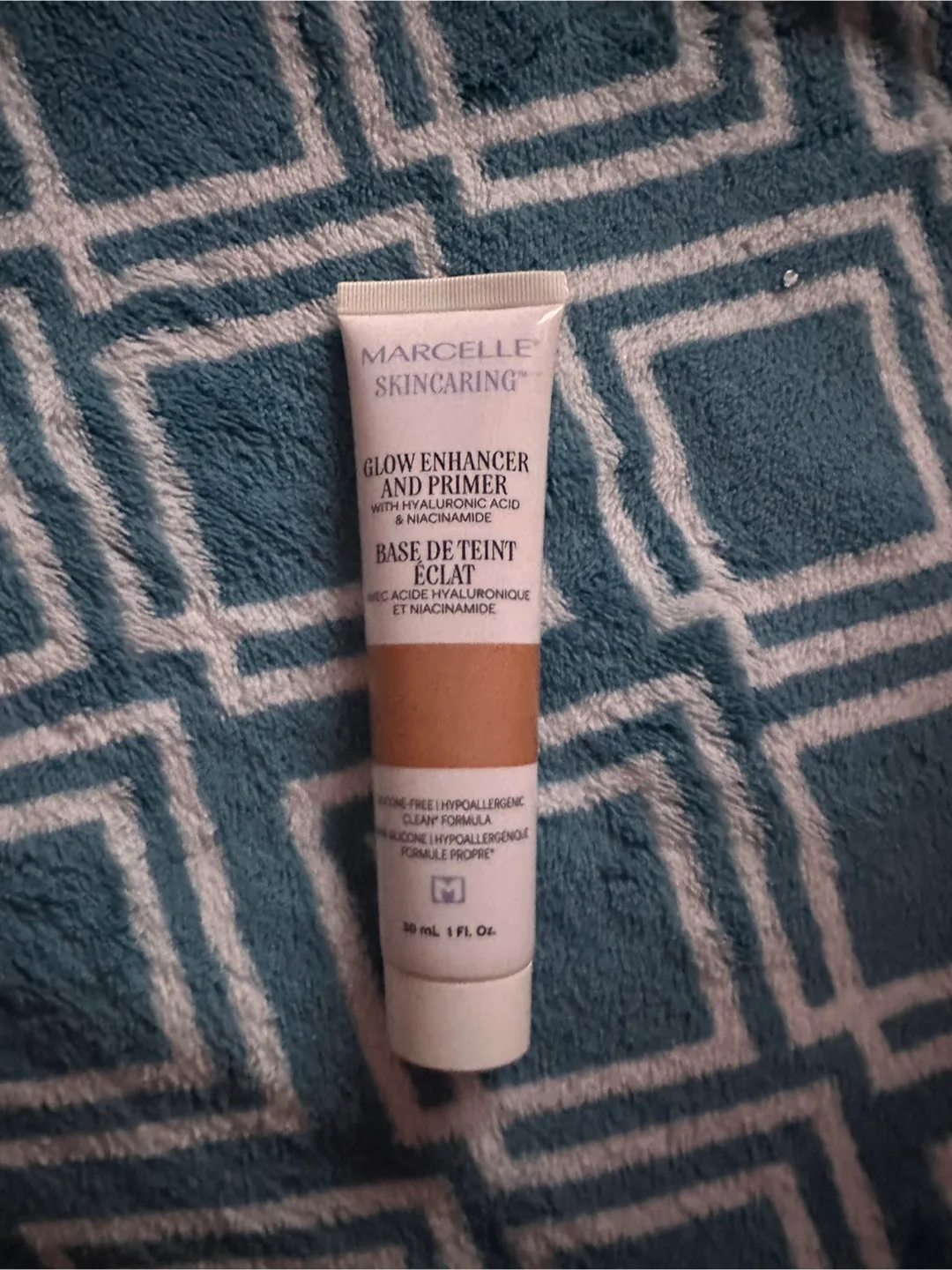 Glow enhancer and primer thumbnail