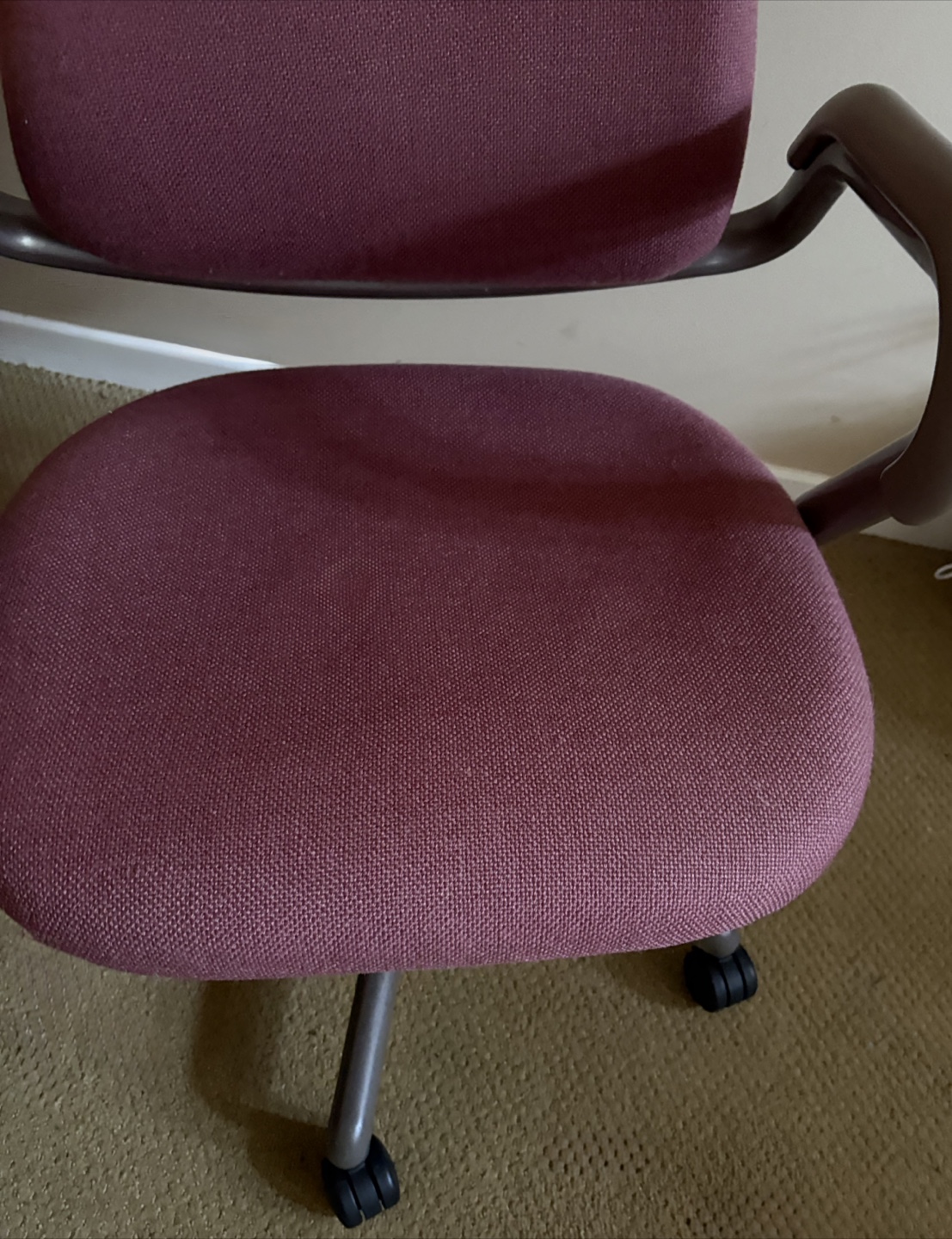 Burgundy Office Chair - photo 2