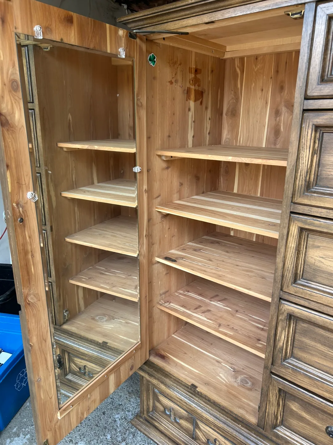 TALL BOY image indicator(5)