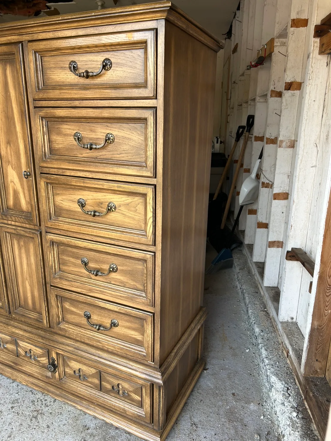 TALL BOY image indicator(2)