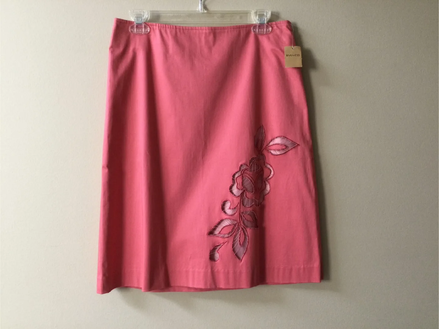🇨🇦RW&Co. Pink Skirt - Size 4 thumbnail