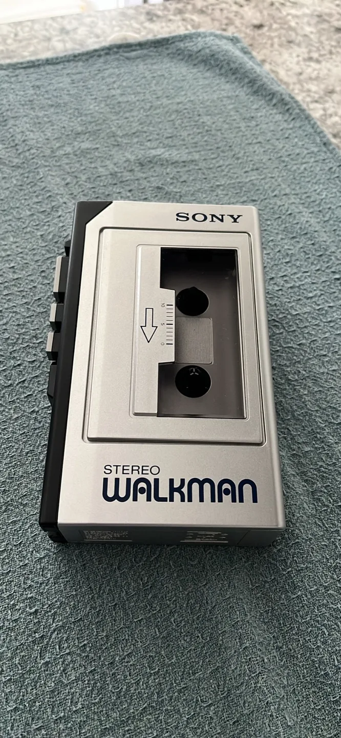 Sony Walkman WM-1 Stereo Cassette Player thumbnail