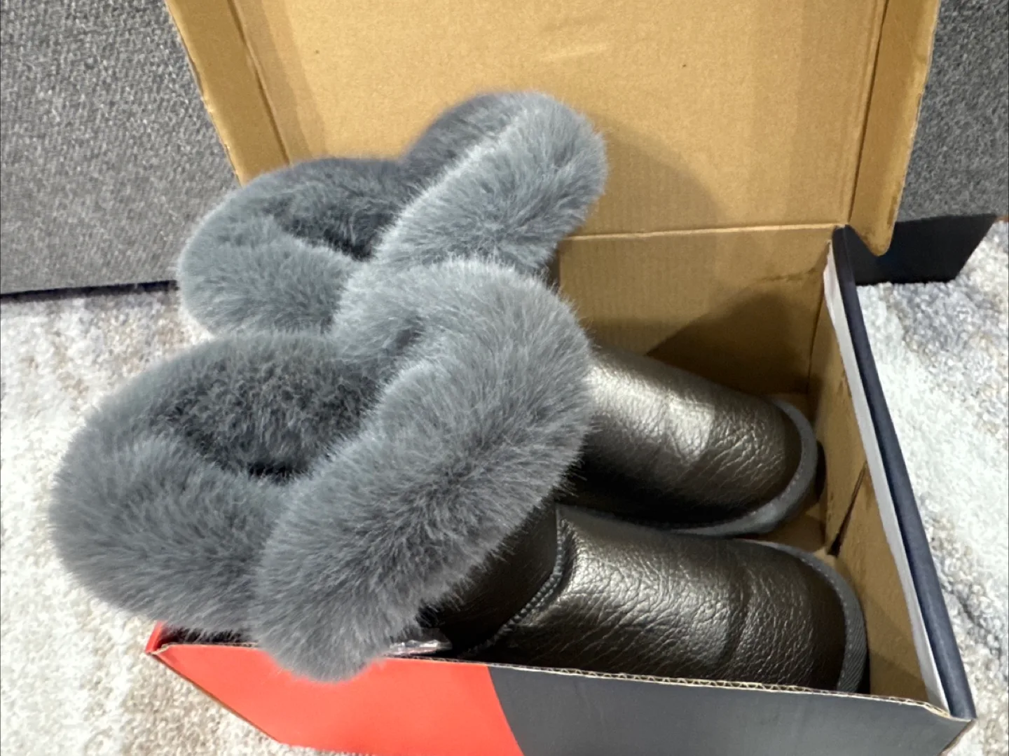 Apawwa Winter Boots, Grey Fur Trim image indicator(4)