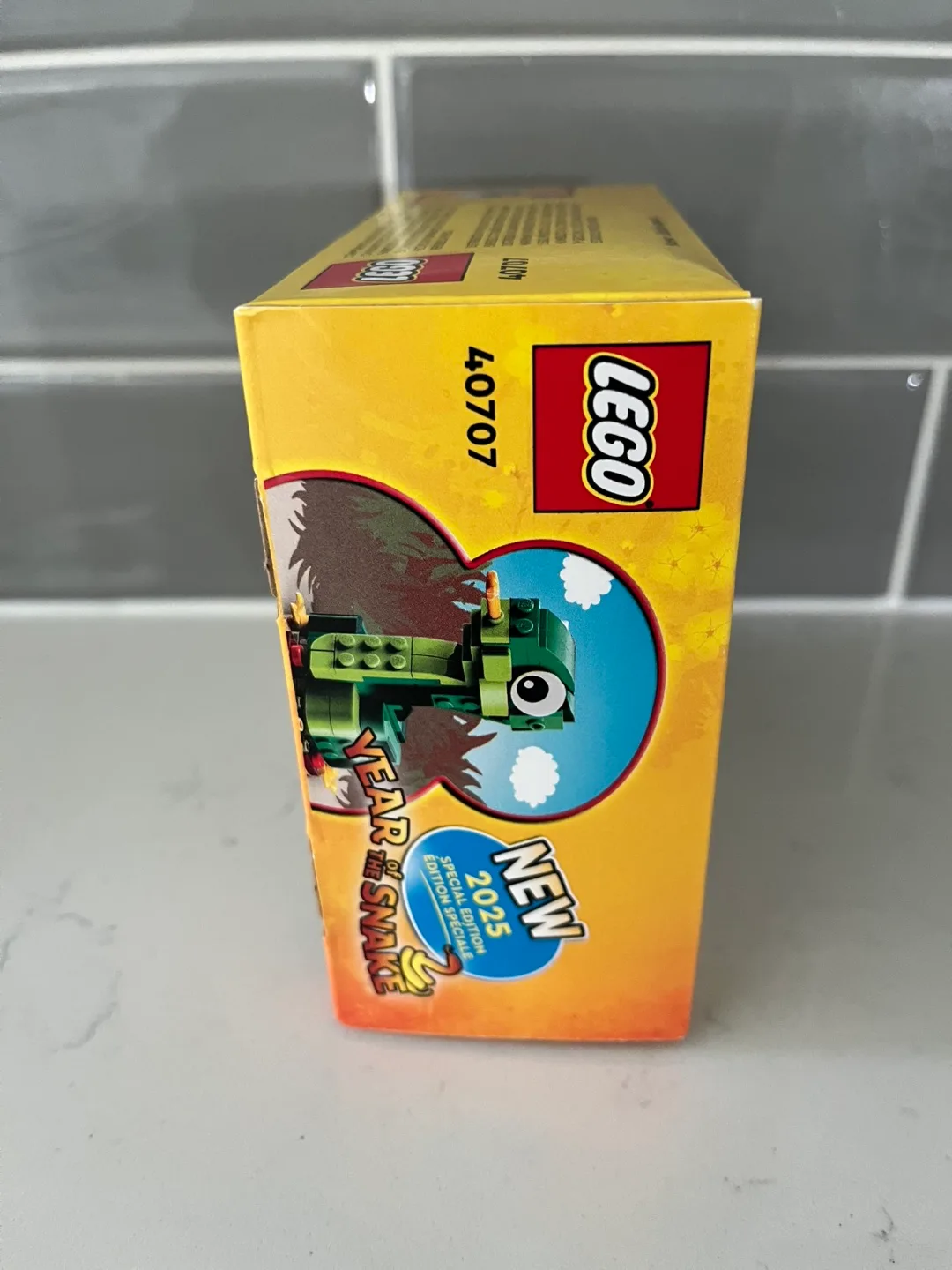 LEGO 40707 Year of the Snake image indicator(3)