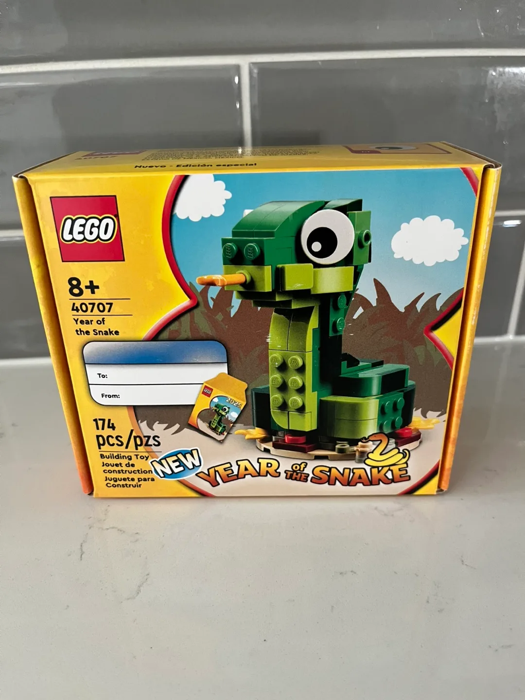 LEGO 40707 Year of the Snake thumbnail