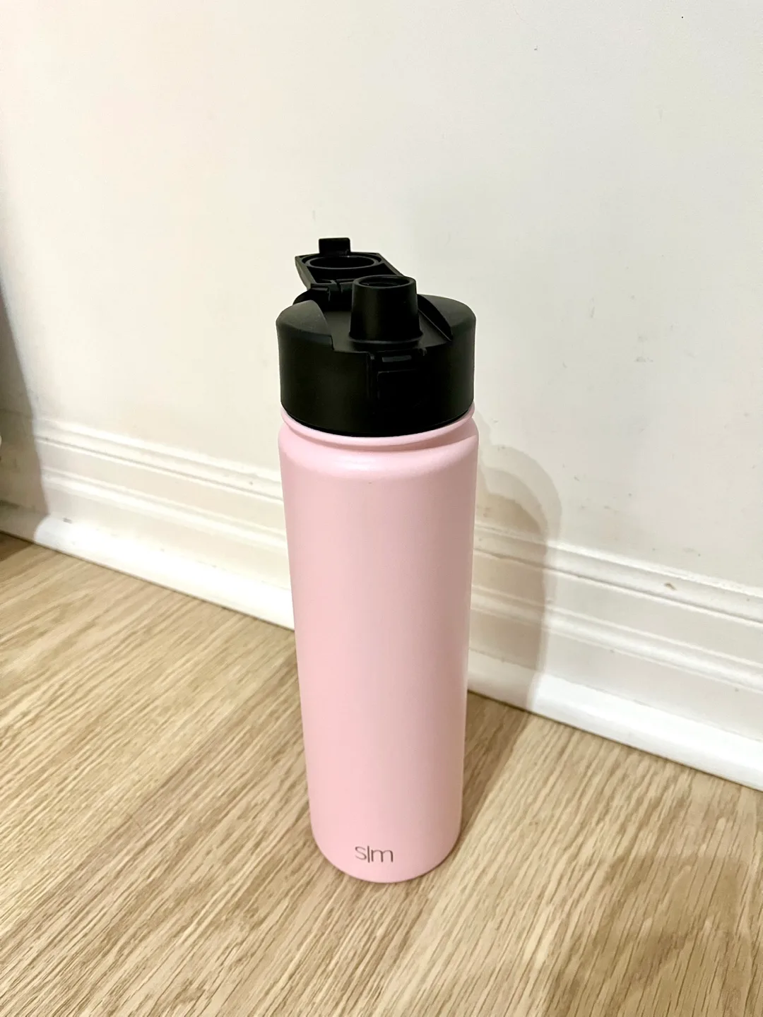 Simple Modern 22oz Water Bottle - Pink thumbnail