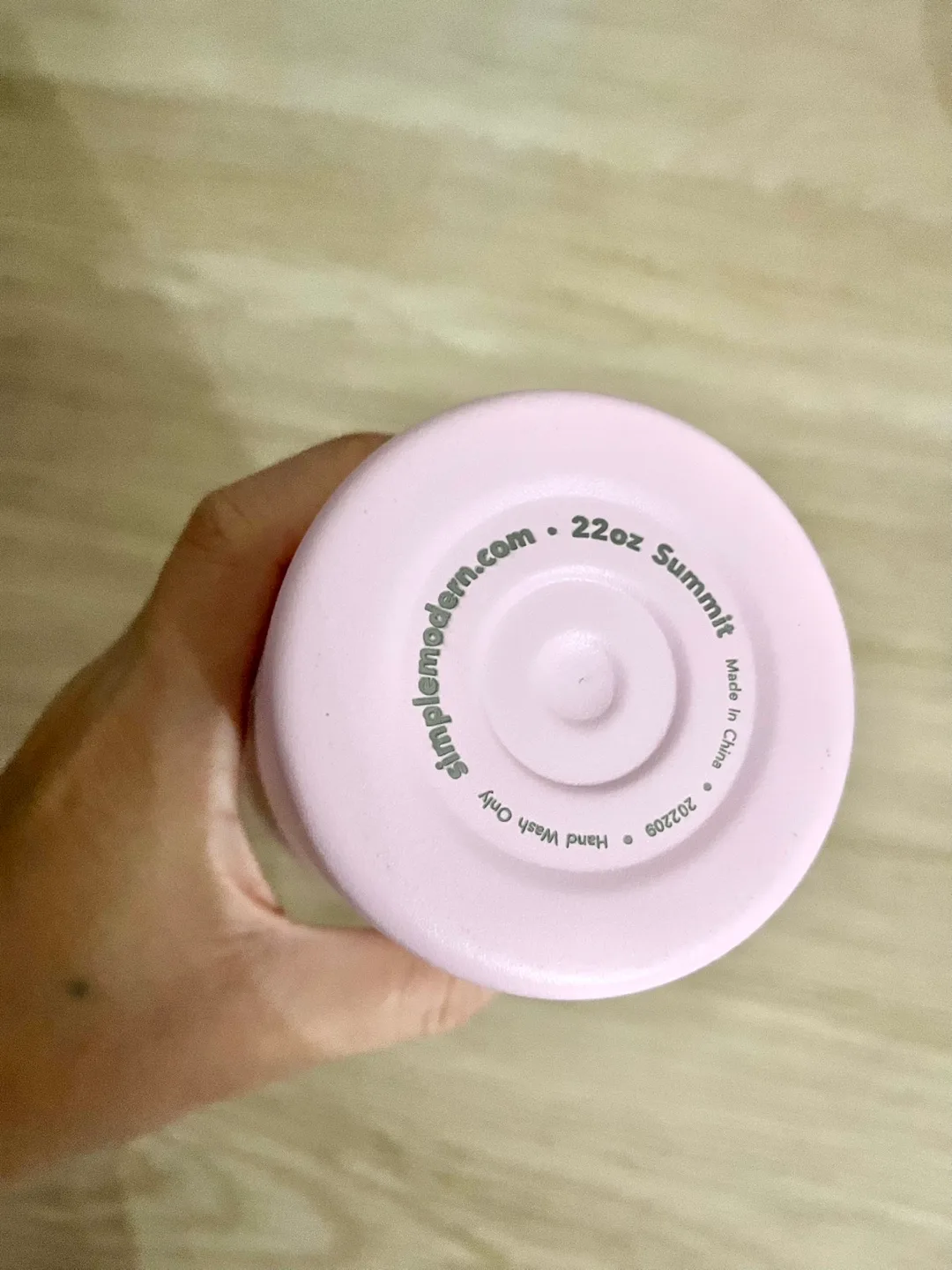 Simple Modern 22oz Water Bottle - Pink image indicator(2)